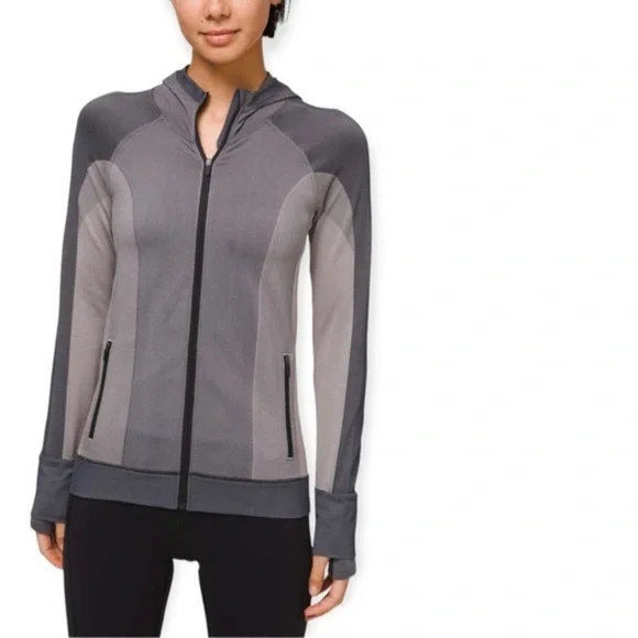 Lululemon Ebb to Train Jacket *Abstract
Black / Dark Chrome
New with Tags - Picture 10 of 17